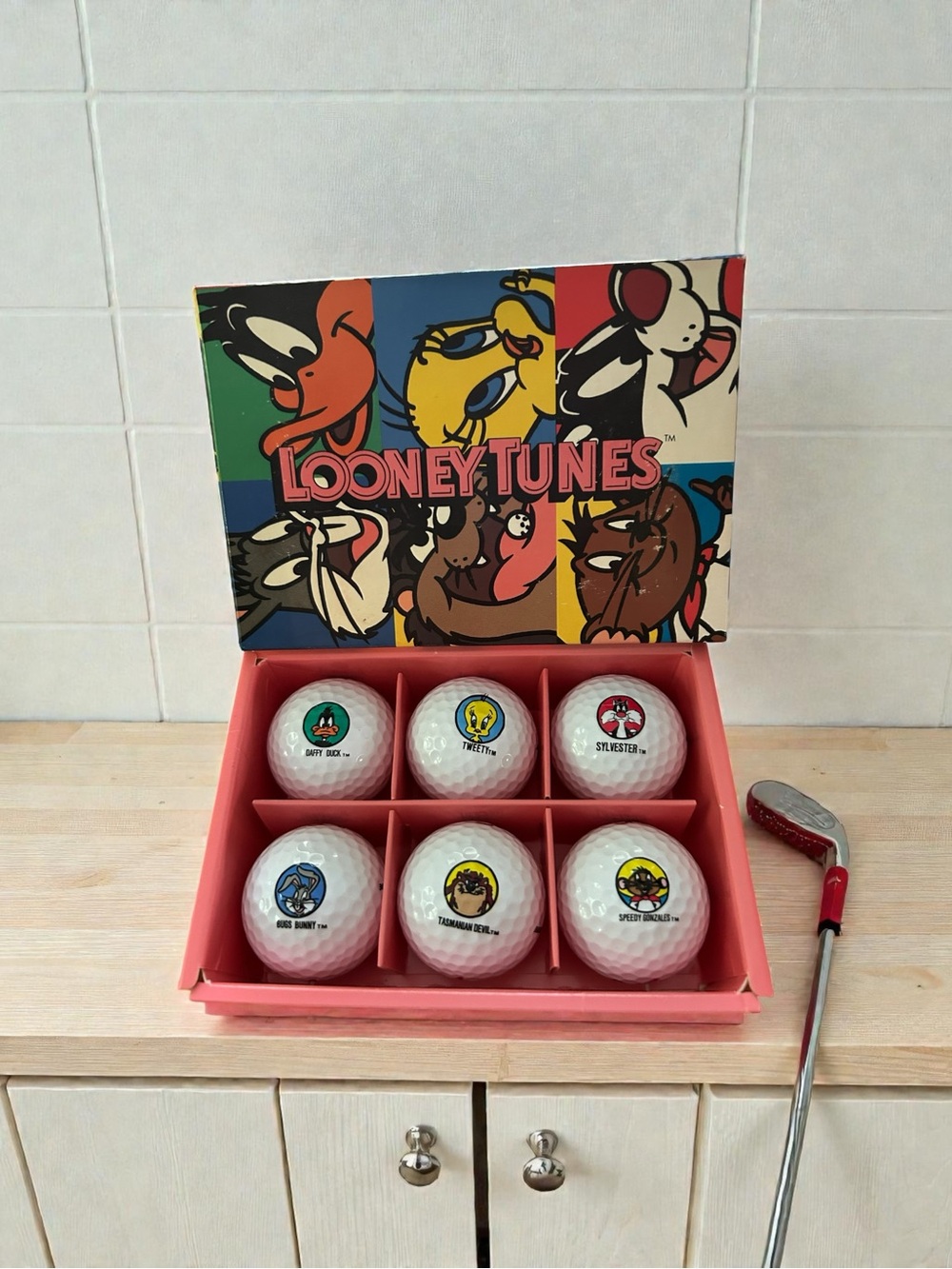 vintage 6-piece set of collectible Looney Tunes golf balls from Precept